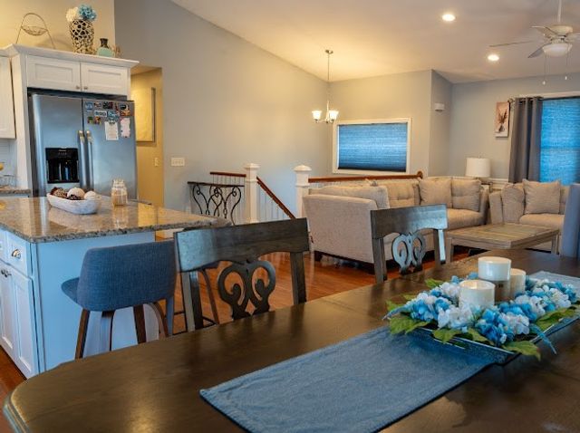 8 Lakeside Street, Providence, RI 02904