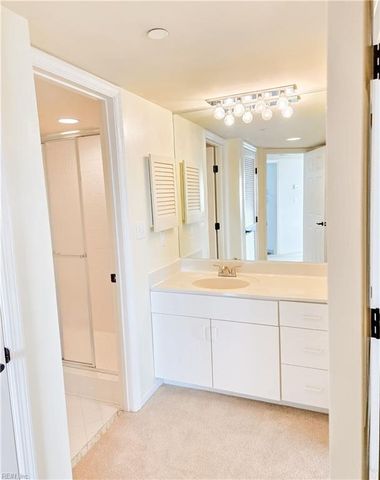 7505 River Rd Apt 1D, Newport News, VA 23607