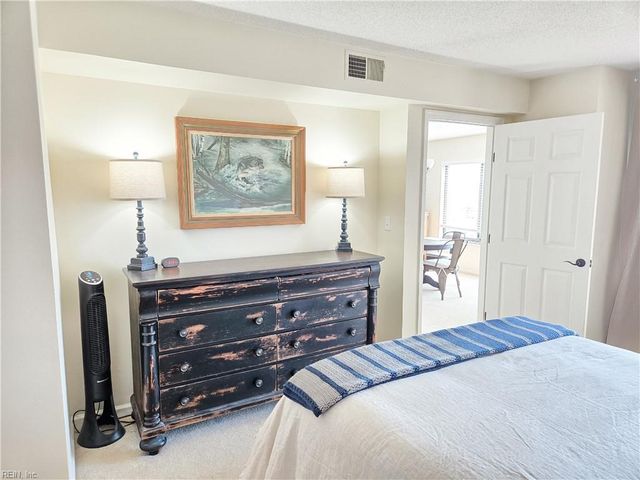 7505 River Rd Apt 1D, Newport News, VA 23607