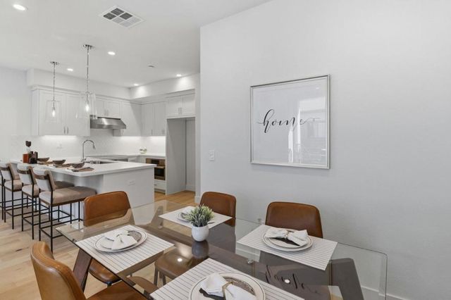 1107 Juana Court, Palo Alto, CA 94303