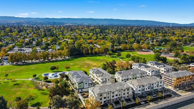 1107 Juana Court, Palo Alto, CA 94303