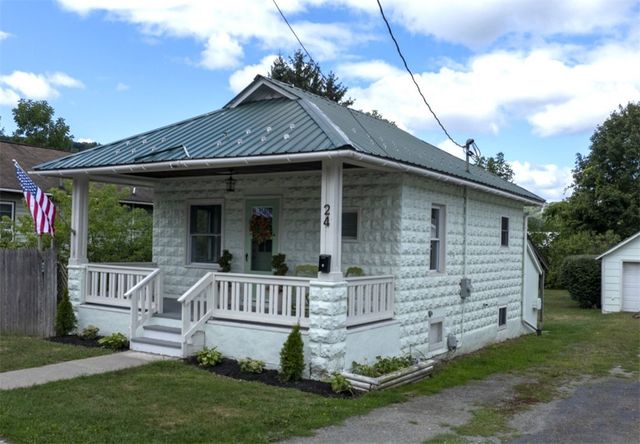 24 Delaware Avenue, Bath, NY 14810