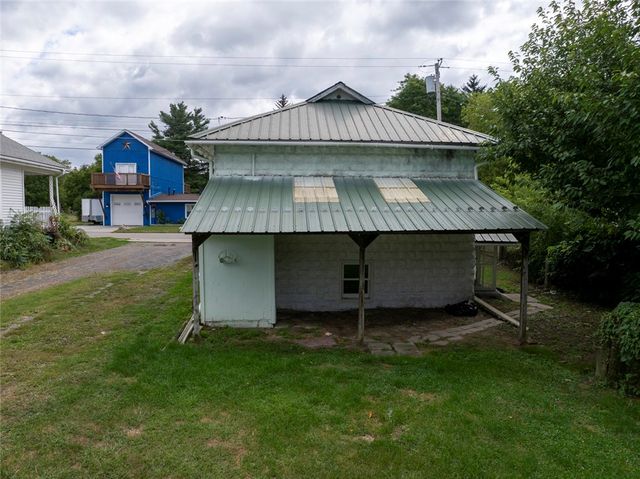 24 Delaware Avenue, Bath, NY 14810