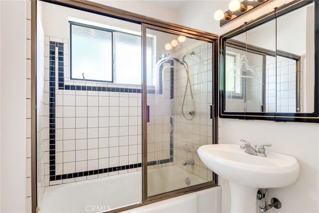 194 W Blaine Street, Riverside, CA 92507