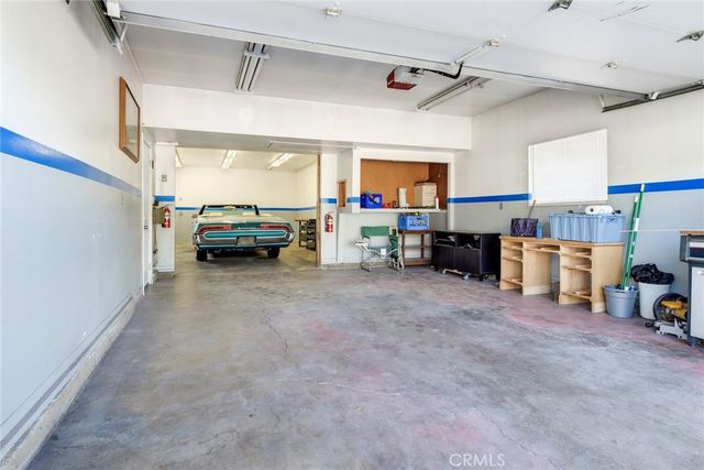 194 W Blaine Street, Riverside, CA 92507