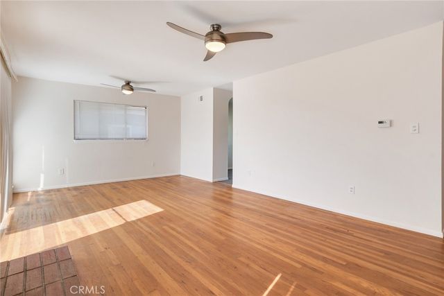 194 W Blaine Street, Riverside, CA 92507