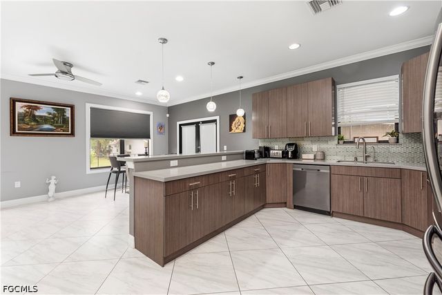 2360 Burton AVE, Fort Myers, FL 33907