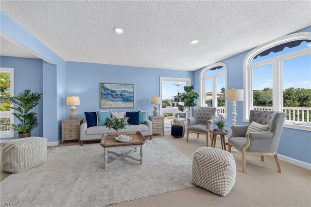 6109 Ocean Front AVE, Virginia Beach, VA 23451
