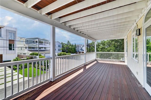 6109 Ocean Front AVE, Virginia Beach, VA 23451