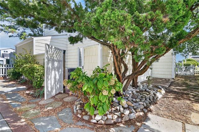 6109 Ocean Front AVE, Virginia Beach, VA 23451