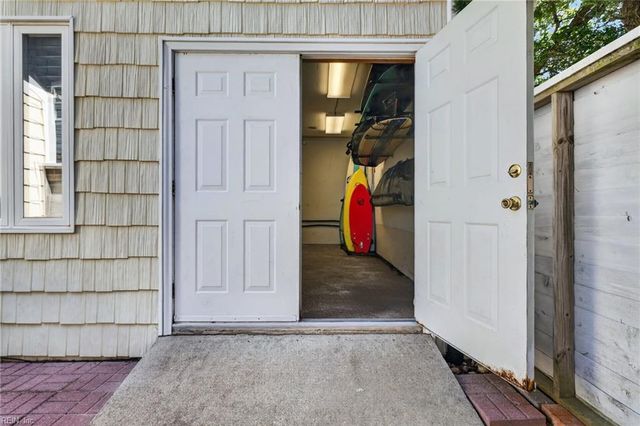 6109 Ocean Front AVE, Virginia Beach, VA 23451
