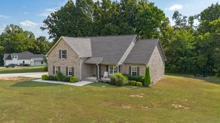 9611 Cross Plains Rd, White House, TN 37188