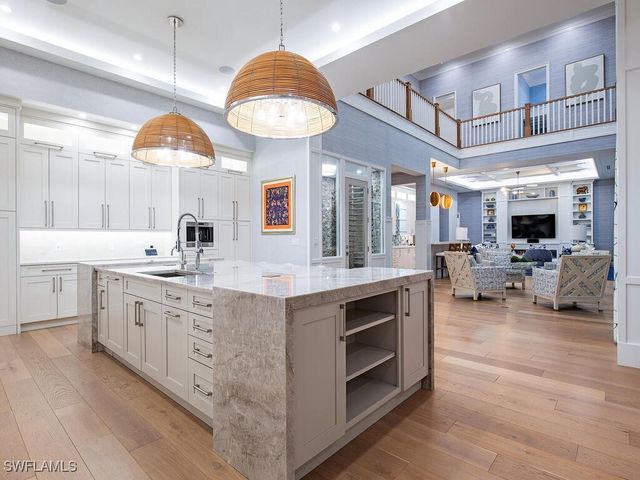 188 West ST, Naples, FL 34108