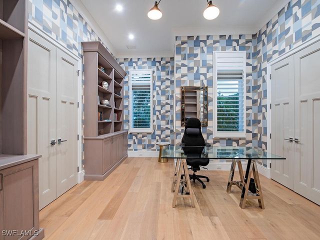 188 West ST, Naples, FL 34108