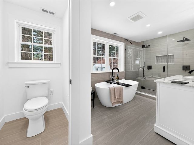 445 Salem St, North Andover, MA 01845