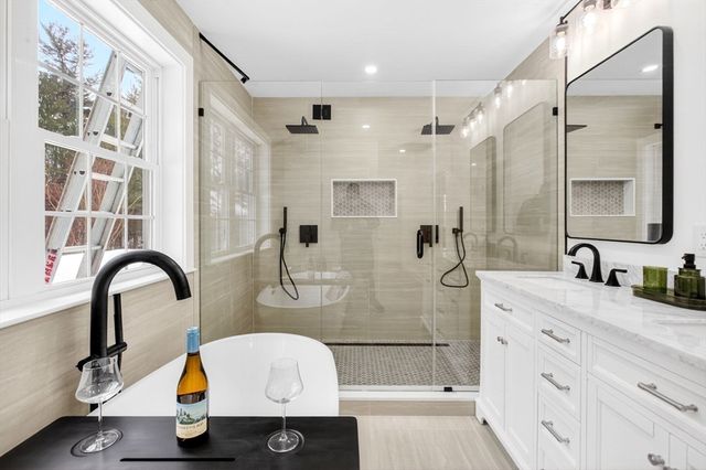 445 Salem St, North Andover, MA 01845