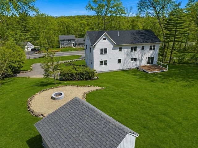 445 Salem St, North Andover, MA 01845