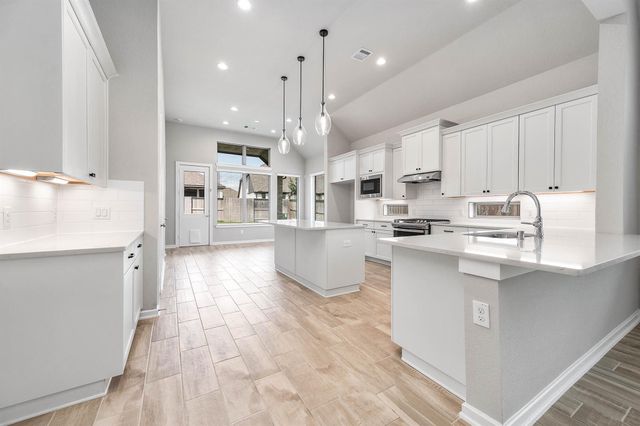 5007 Country Meadows Trail Trail, Rosharon, TX 77583