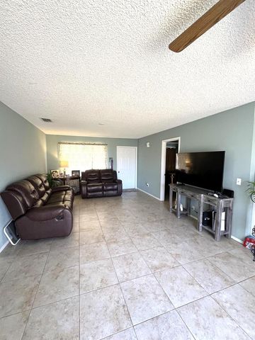 2397 SE West Blackwell Drive, Port St. Lucie, FL 34952