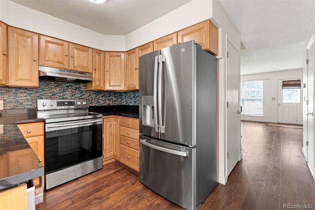 10721 W Dartmouth Avenue, Lakewood, CO 80227
