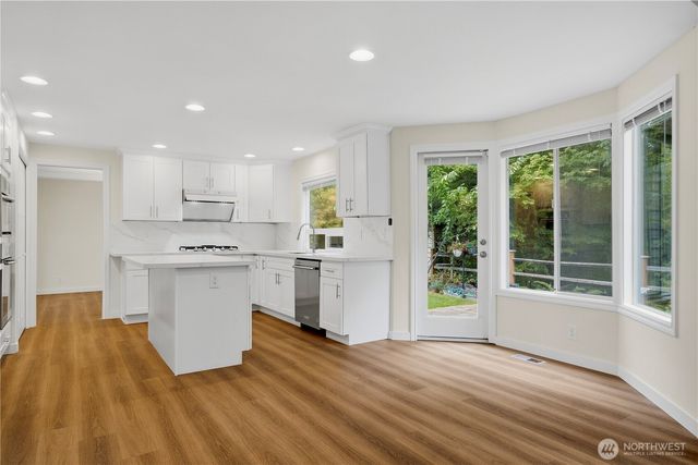 12715 52nd Place W, Mukilteo, WA 98275