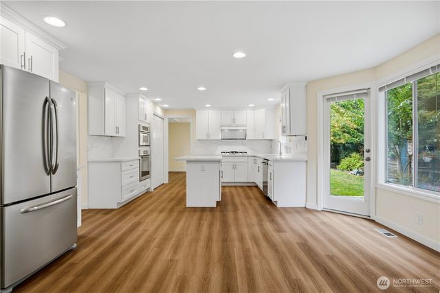 12715 52nd Place W, Mukilteo, WA 98275