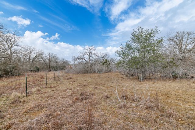 TBD County Road 424, Waelder, TX 78959