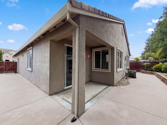 8532 Hawley Way, Elk Grove, CA 95624