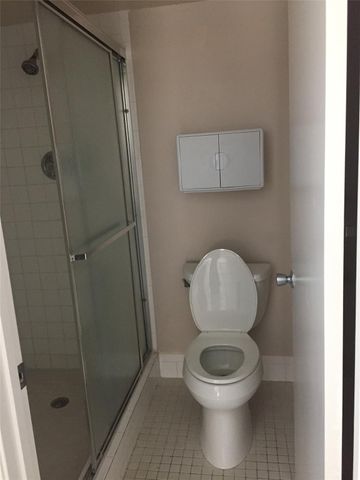 1100 SW 128th Ter 402, Hollywood, FL 33027