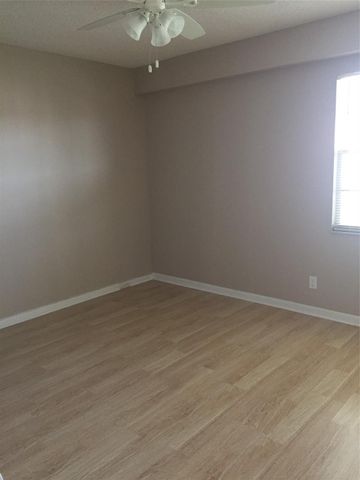 1100 SW 128th Ter 402, Hollywood, FL 33027