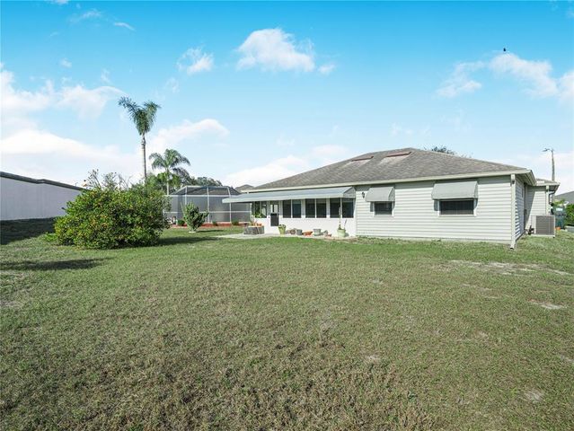 1007 CANARY CIRCLE S, Lakeland, FL 33809