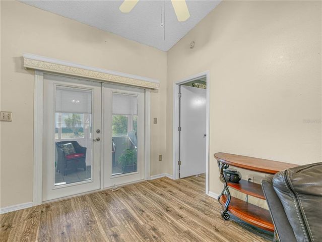 1007 CANARY CIRCLE S, Lakeland, FL 33809
