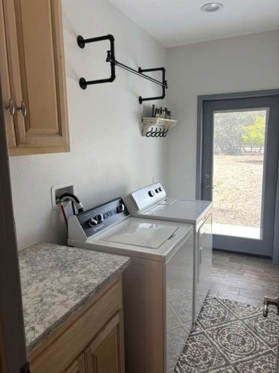 Image 14 of property listing at 1116 1120 Rolling Oaks Drive, Arroyo Grande, CA 93420