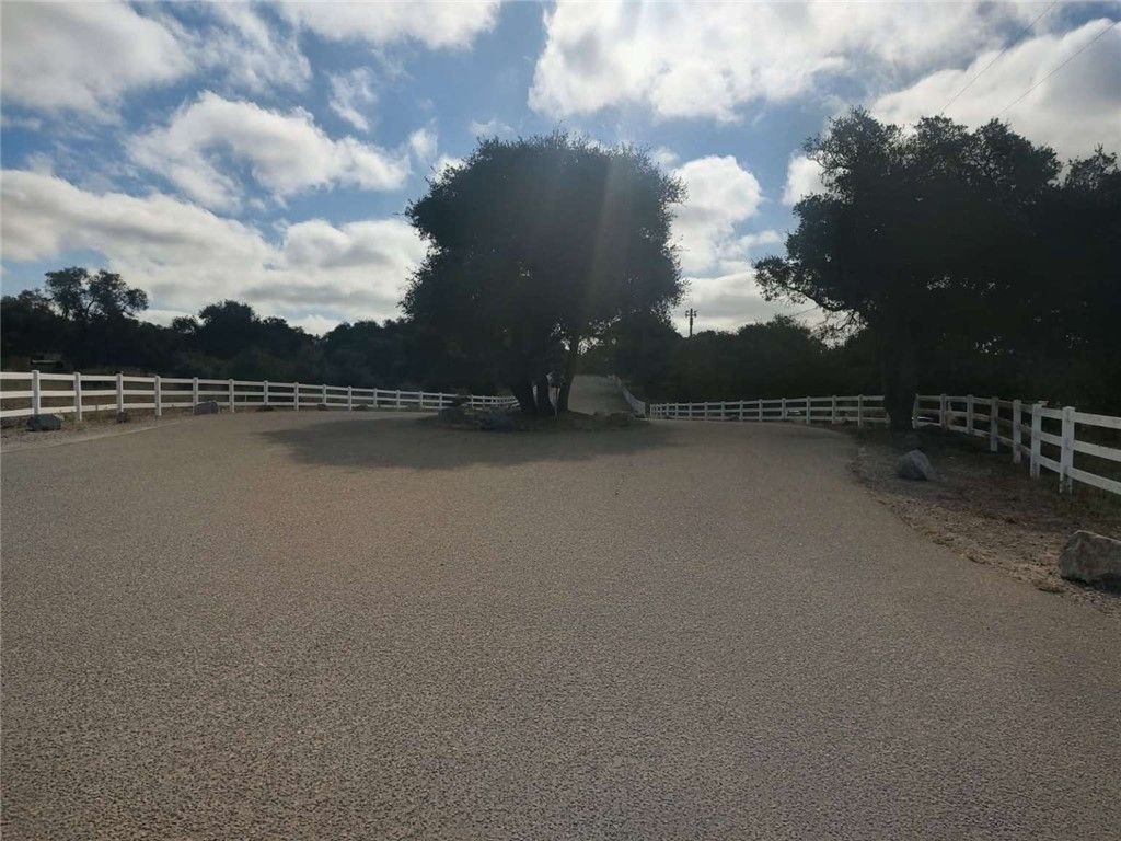 Image 1 of property listing at 1116 1120 Rolling Oaks Drive, Arroyo Grande, CA 93420