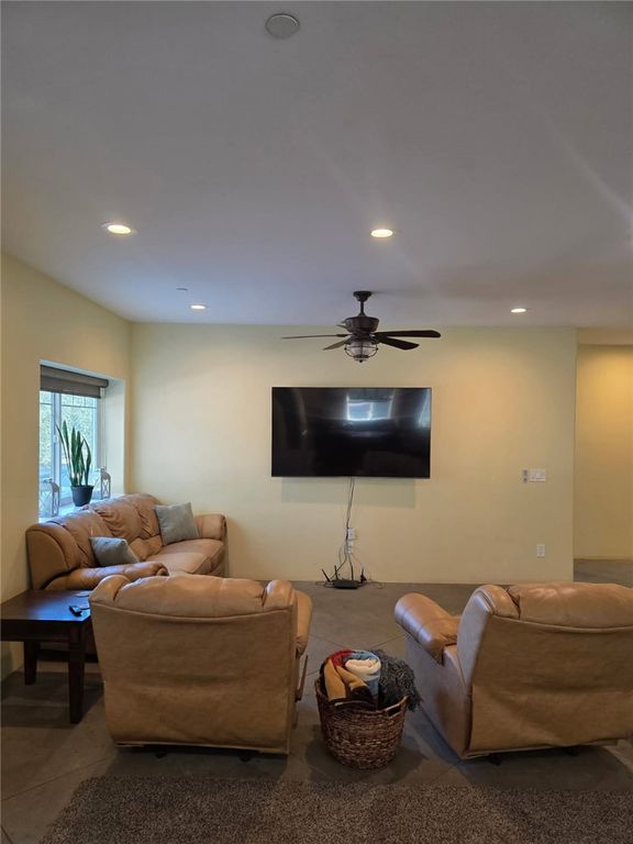 Image 40 of property listing at 1116 1120 Rolling Oaks Drive, Arroyo Grande, CA 93420