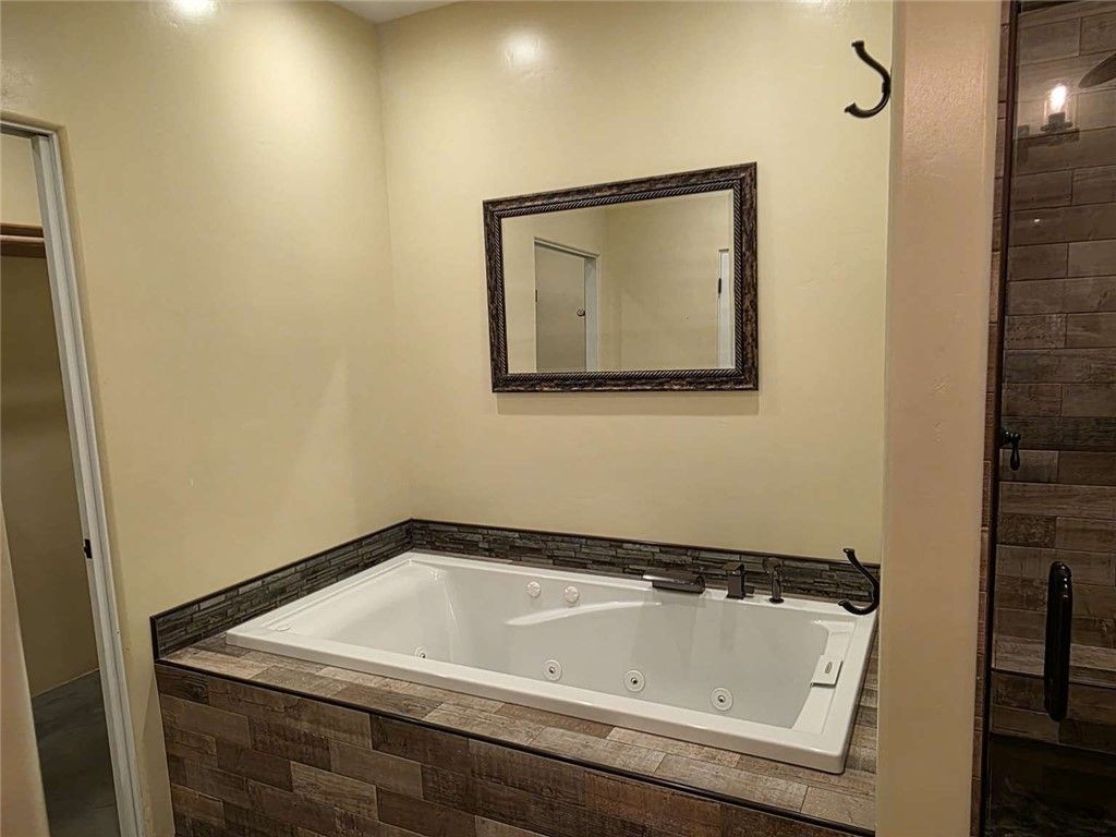 Image 48 of property listing at 1116 1120 Rolling Oaks Drive, Arroyo Grande, CA 93420