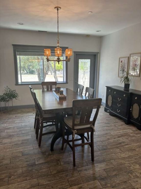 Image 7 of property listing at 1116 1120 Rolling Oaks Drive, Arroyo Grande, CA 93420
