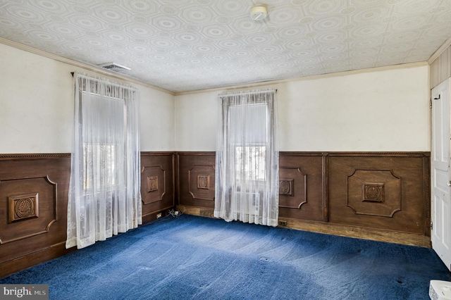 8 MERION TER, Collingswood, NJ 08108