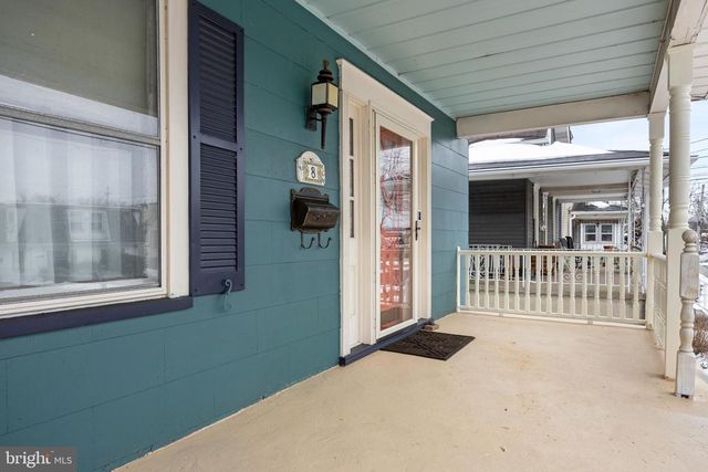 8 MERION TER, Collingswood, NJ 08108