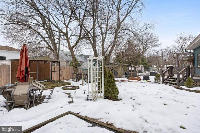 8 MERION TER, Collingswood, NJ 08108