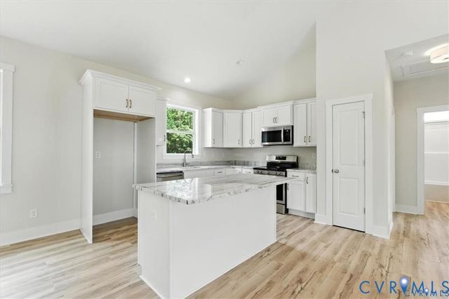 2140 Bent Creek Rd, Concord, VA 24538