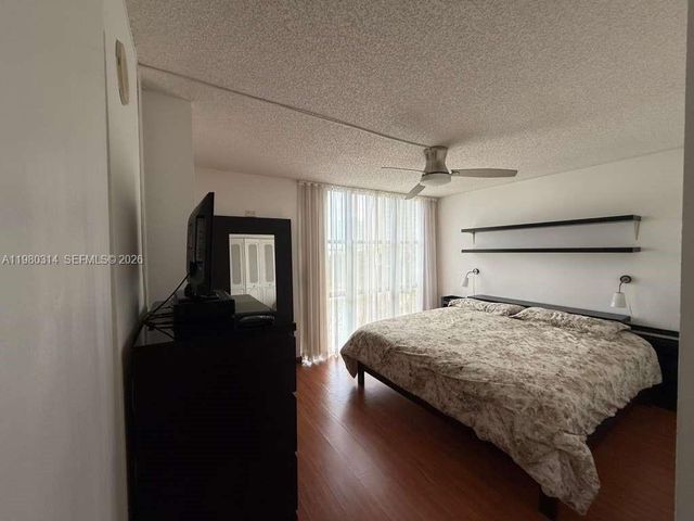 17011 N Bay Rd 709, Sunny Isles Beach, FL 33160