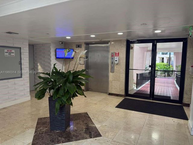 17011 N Bay Rd 709, Sunny Isles Beach, FL 33160