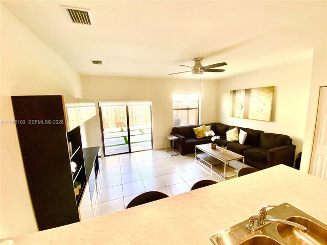 11489 SW 250th St 11489, Homestead, FL 33032