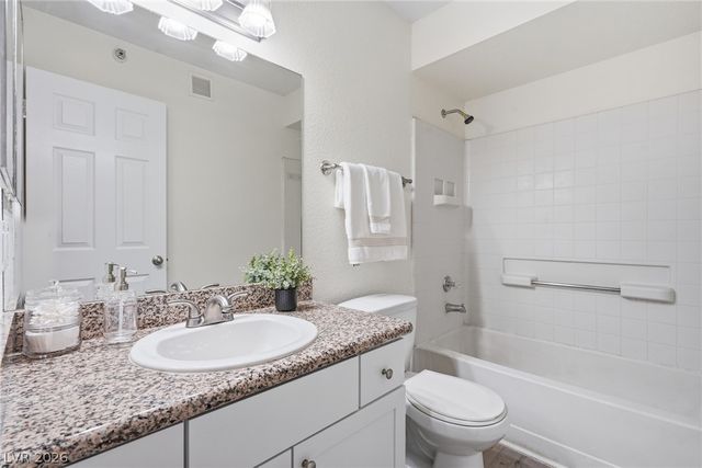 2750 South Durango Drive 1116, Las Vegas, NV 89117