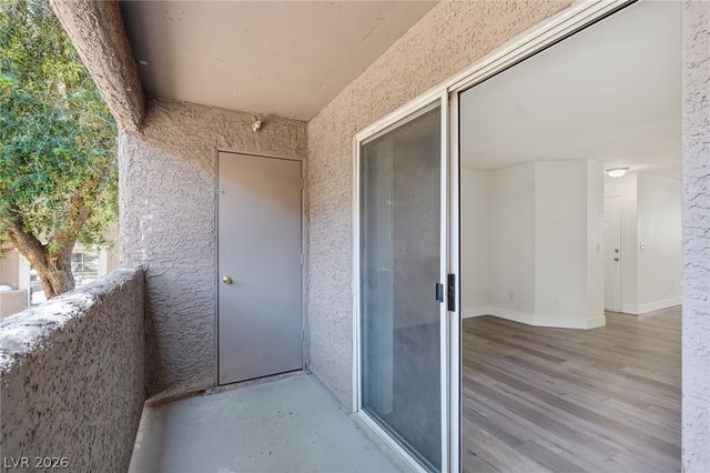 2750 South Durango Drive 1116, Las Vegas, NV 89117