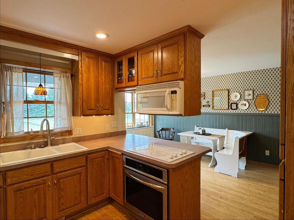 W12942 640th Avenue, Prescott, WI 54021 — photo 4