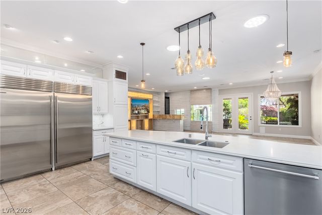 2960 American River Lane, Las Vegas, NV 89135