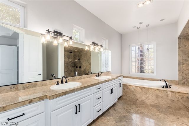 2960 American River Lane, Las Vegas, NV 89135