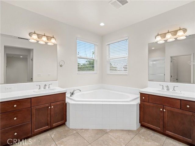 1040 San Marino, Clovis, CA 93619